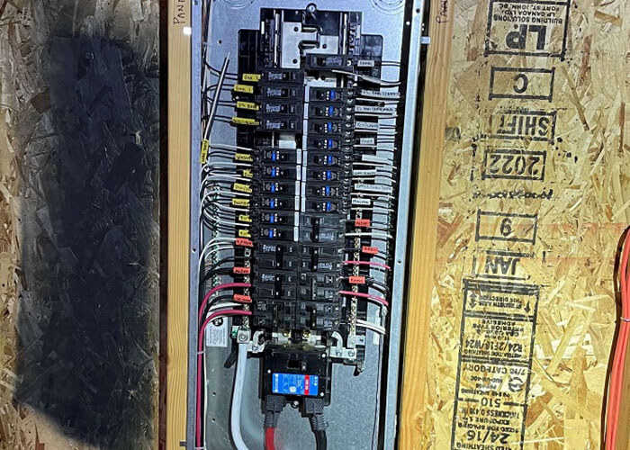 panel-installation-2-slide